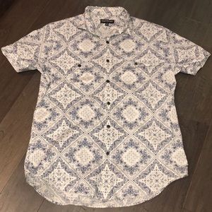Men's Short-Sleeved Button-Up